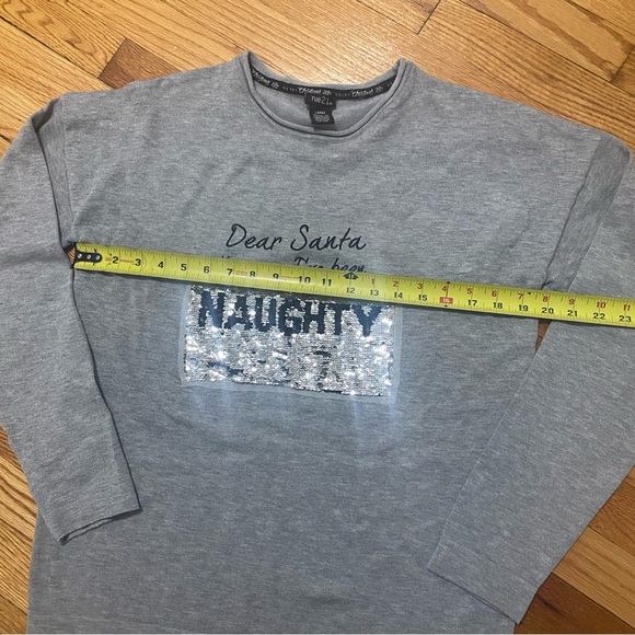 Rue21 Women’s Christmas Grey Sweater Change Sequins Naughty/Nice - Picture 8 of 8